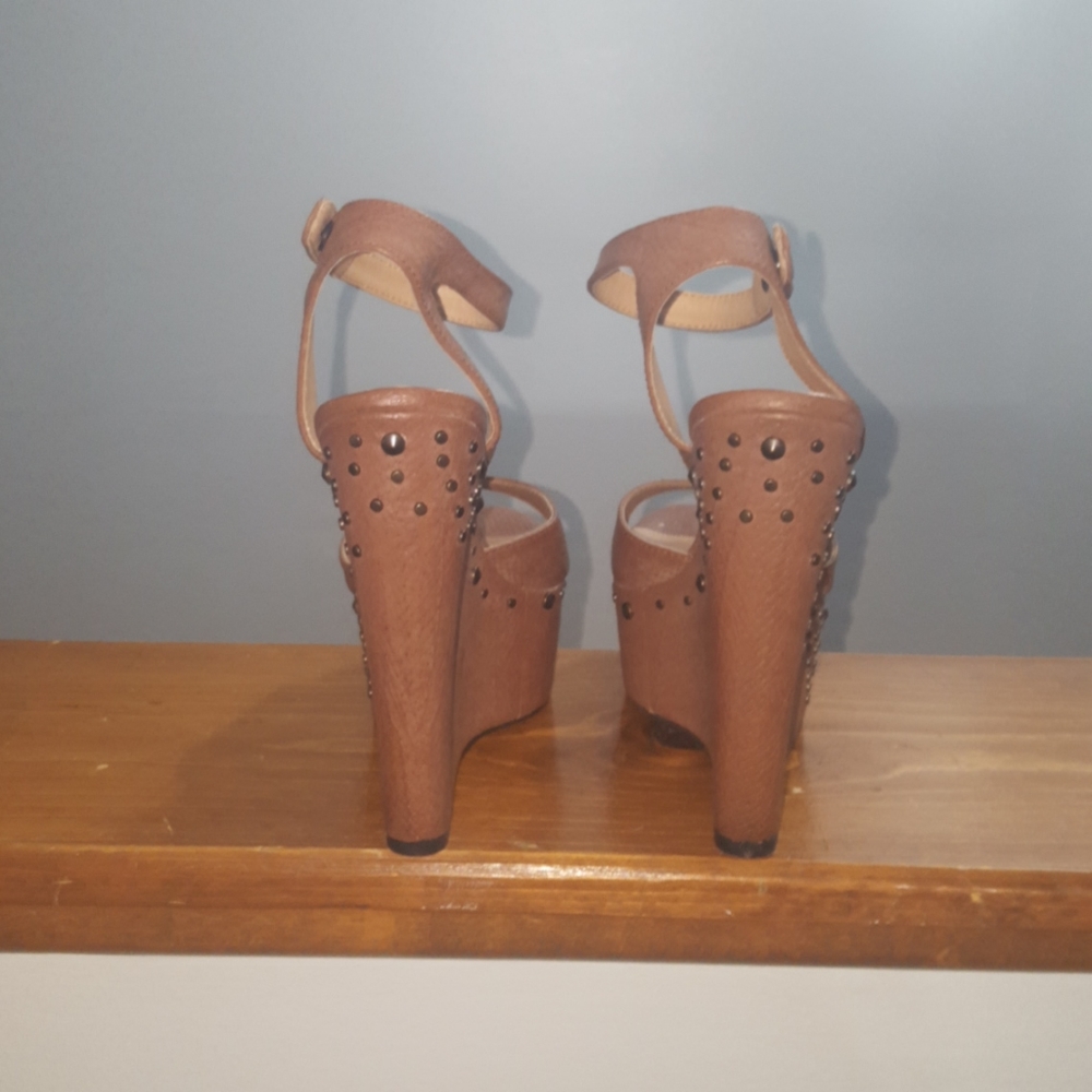 Wedges - Picture 4 of 5